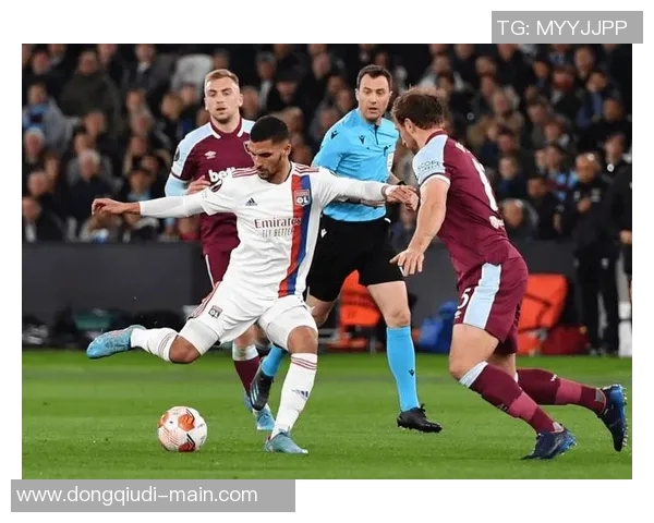 意甲焦点战:里昂顽强逼平巴黎圣日耳曼引发全场热议