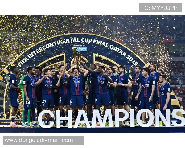 足总杯曼城大胜巴黎圣日耳曼乌龙球引发争议判罚全场沸腾